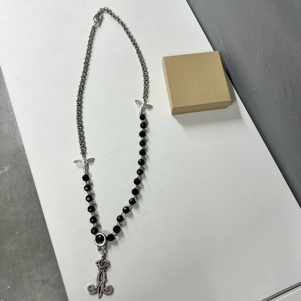 Elegant Silver and Black Pendant Necklace